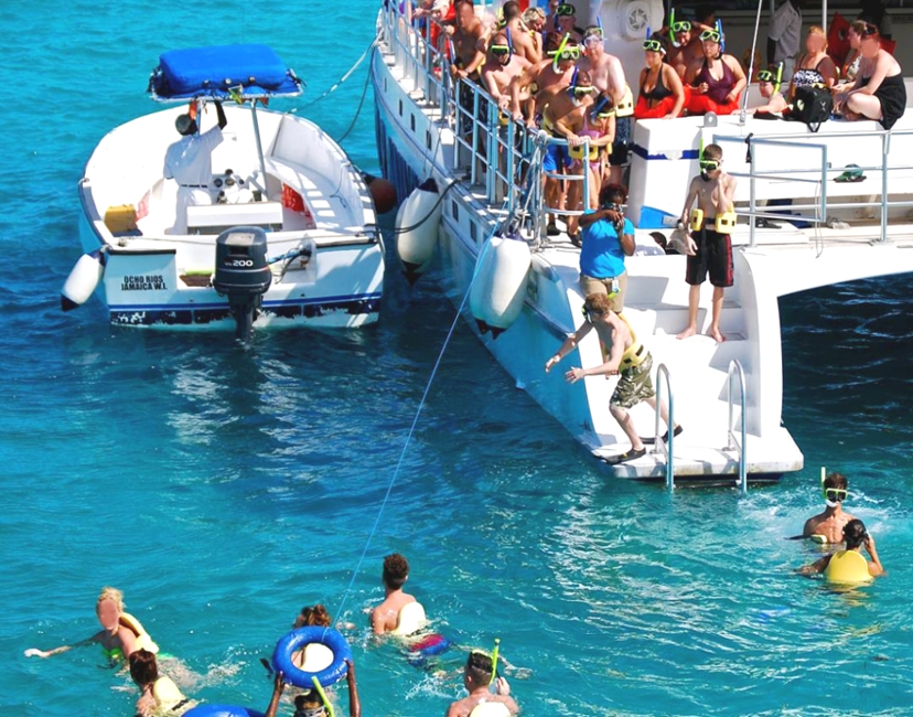 catamaran party boat jamaica